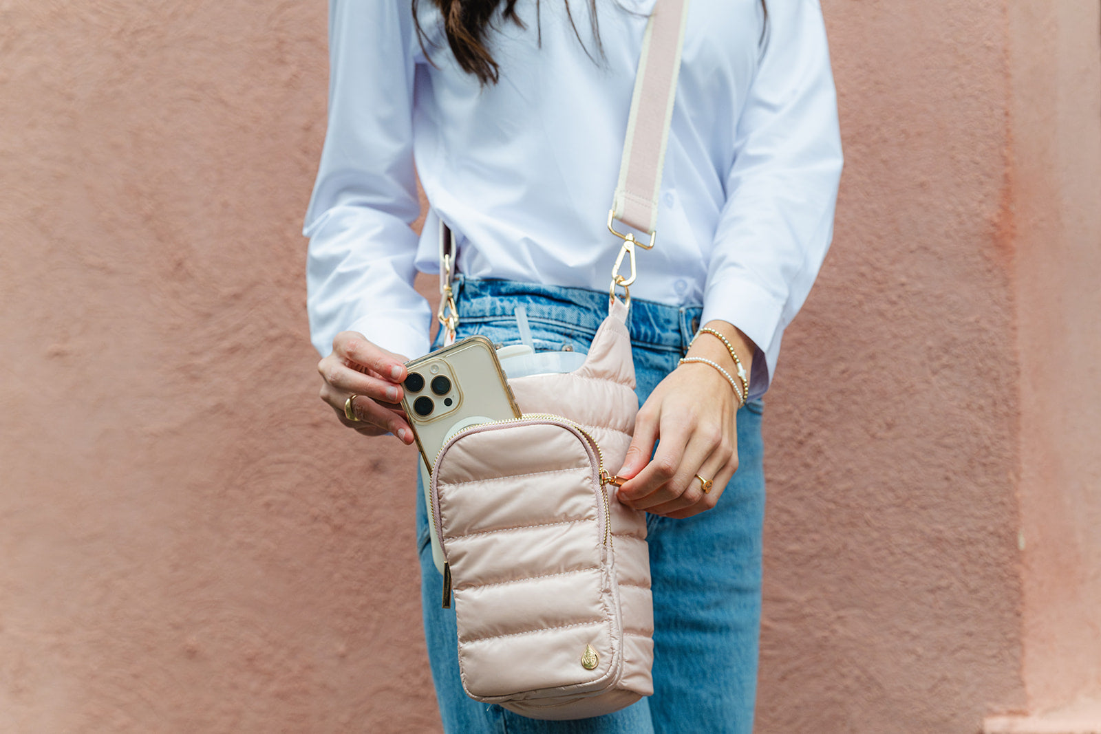 Blush HydroBag HANDLE®