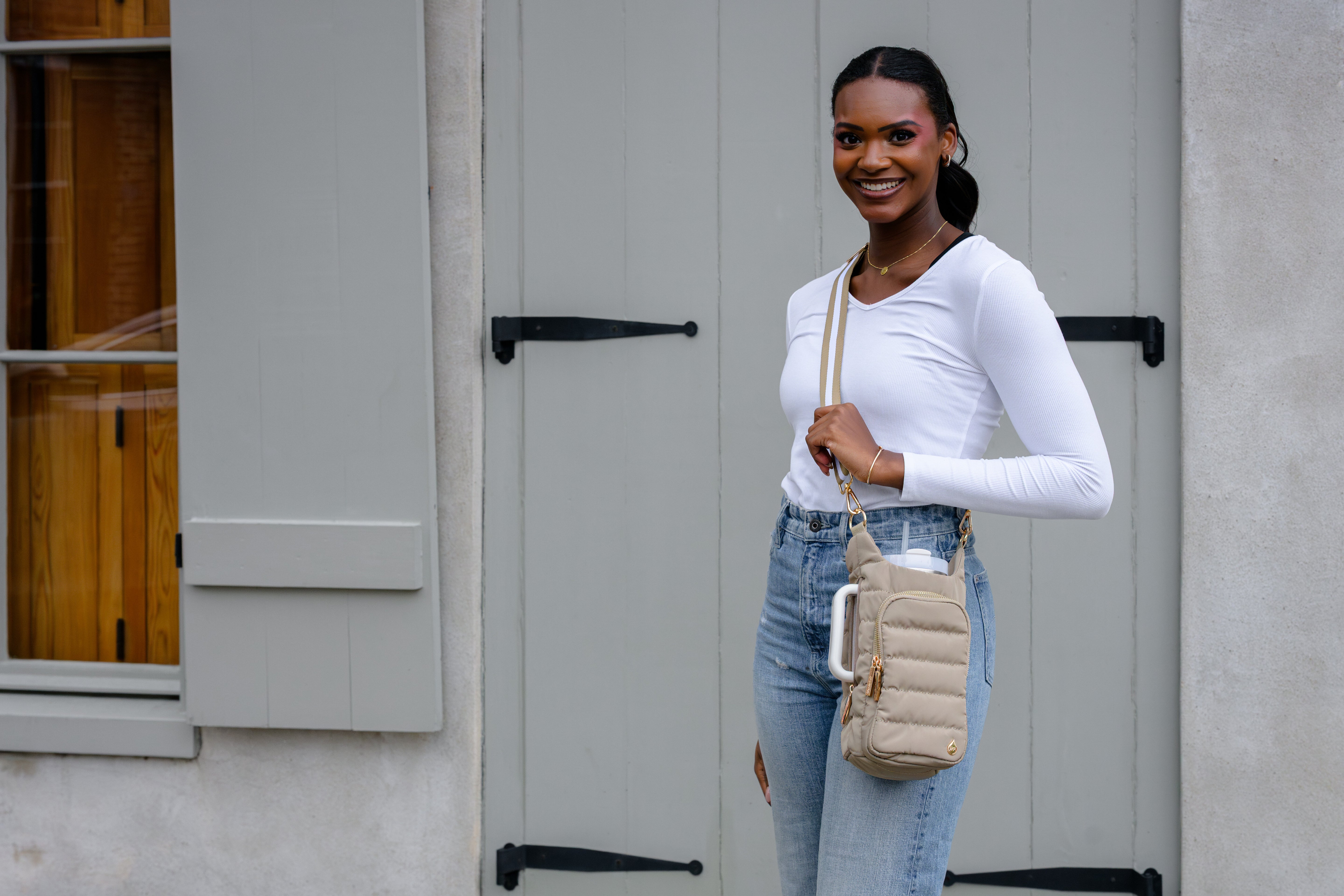 HydroBag HANDLE®- Khaki with Khaki and White Striped Strap and Gold Hardware