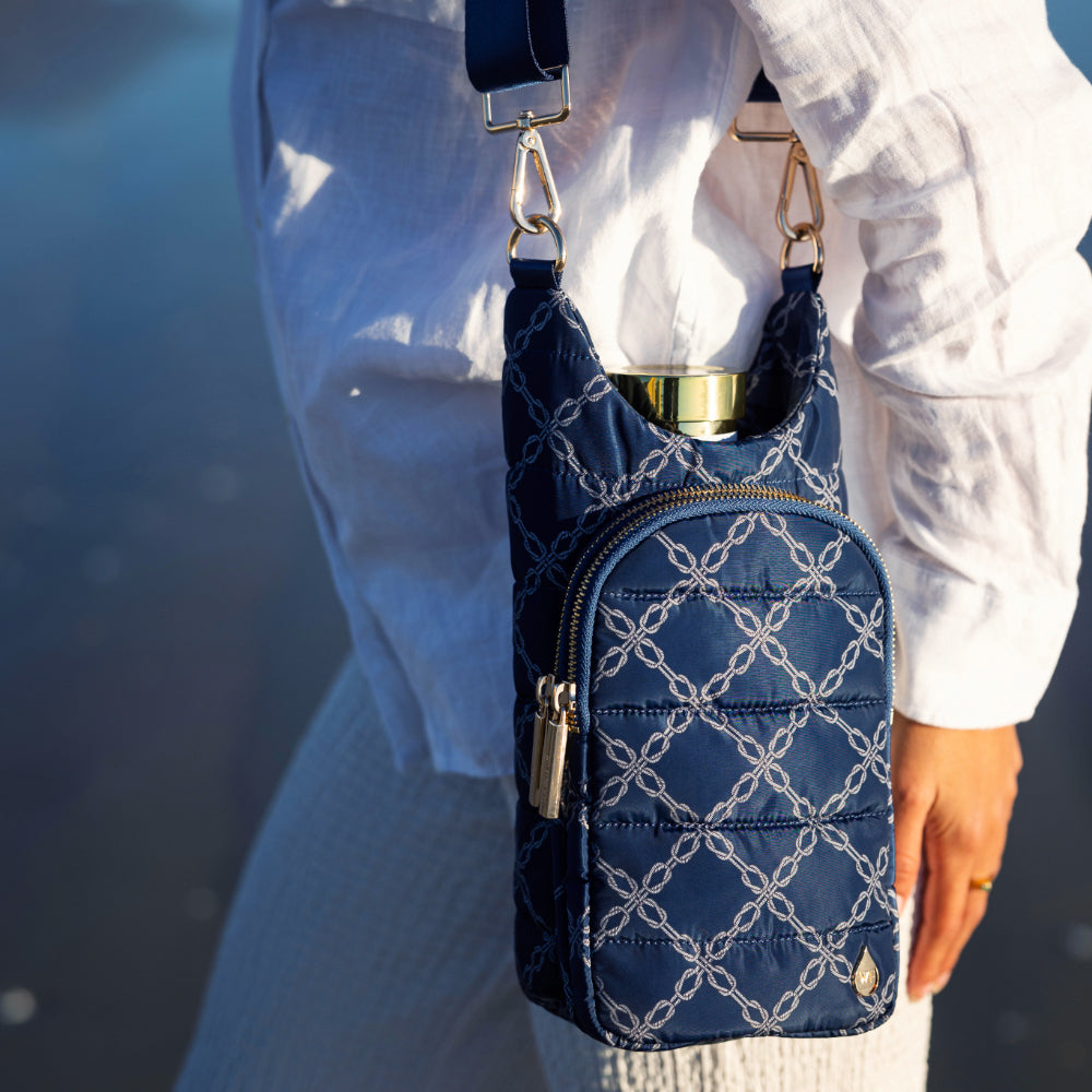 Navy Knot Print HydroBag®