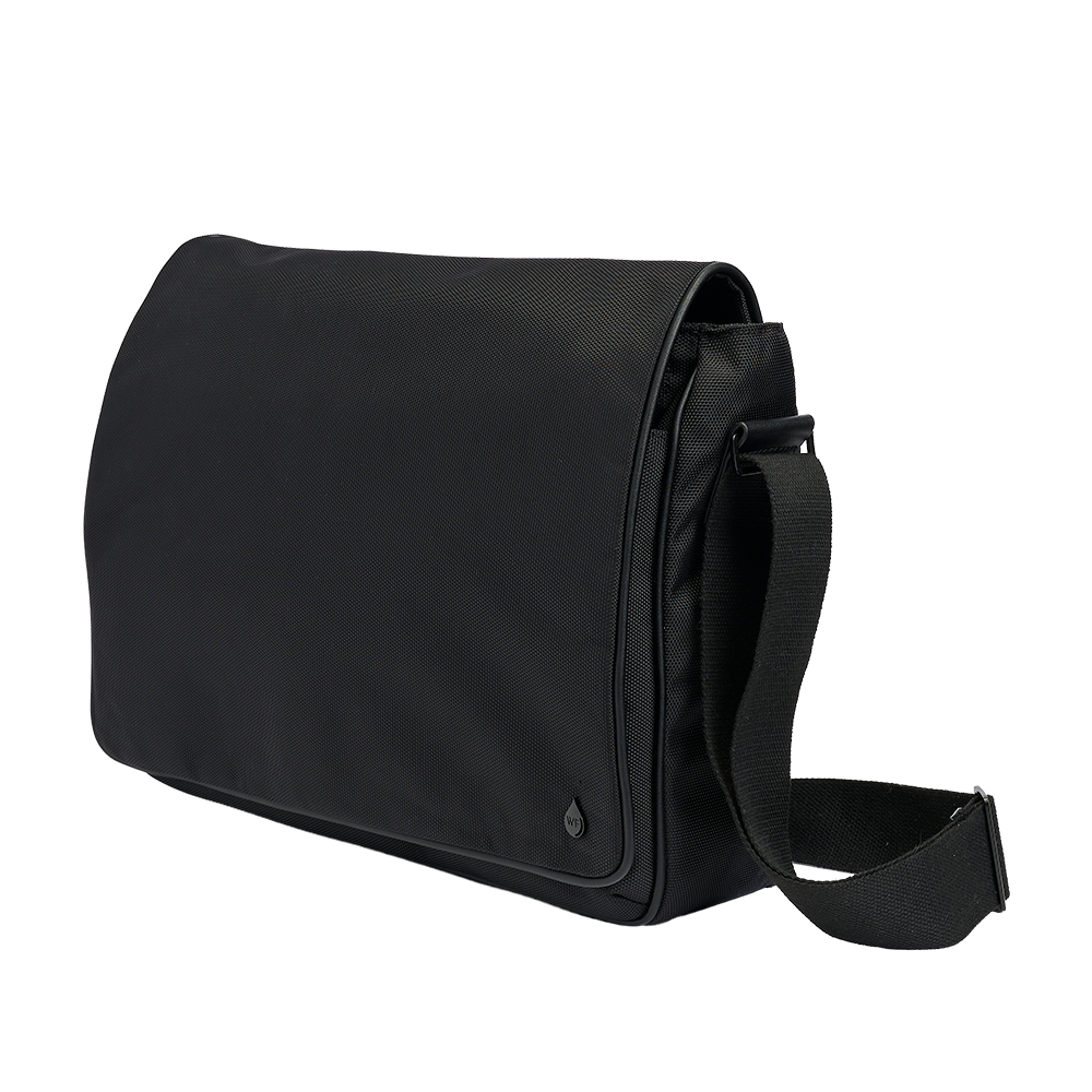 WanderFull HydroMessenger Bag for Men – Commuter & Travel Messenger Bag